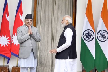 NEW DELHI INDIA HAZİRAN 12023 Başbakan Narendra Modi ve Başbakan Pushpa Kamal Dahal Prachanda, 12023 yılında Yeni Delhi Hindistan ve Nepal 'deki Hyderabad House' daki toplantıları öncesinde Perşembe günü rampayı açma girişimlerini açıkladı. 