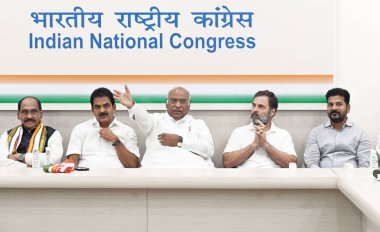 NEW DELHI INDIA JUNE 26 2023 Congress President Mallikarjun Kharge with party leaders Rahul Gandhi and K C Venugopal and Telangana Congress President Revanth Reddy during the Congress joining ceremony of several Bharat Rashtra Samithi BRS leaders at  clipart