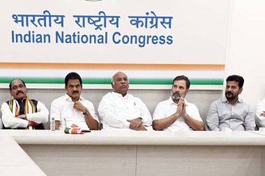 NEW DELHI INDIA JUNE 26 2023 Congress President Mallikarjun Kharge with party leaders Rahul Gandhi and K C Venugopal and Telangana Congress President Revanth Reddy during the Congress joining ceremony of several Bharat Rashtra Samithi BRS leaders at  clipart