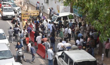 NEW DELHI INDIA APRIL 26 2023 Parents with their children leave after receiving a bomb threat at Delhi Public School DPS Mathura Road on April 26 2023 in New Delhi India A 16 year old teenager who sent the hoax bomb mail to Delhi Public School on Apr clipart