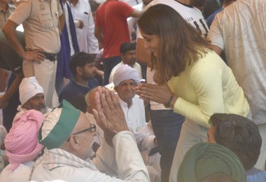 NEW DELHI INDIA MAY 13 2023 Wrestler Vinesh Phogat meets supporters during the wrestlers 21th day dharna against WFI president Brij Bhushan Sharan at Jantar Mantar on May 13 2023 in New Delhi India Photo by Sonu Mehta Hindustan Times clipart