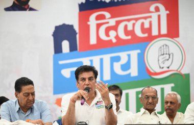 NEW DELHI INDIA OCTOBER 28 2024 Delhi Pradesh Congress Committee President Devender Yadav Subhash Chopra and Jai Prakash Aggarwal address media and party workers before launch the Delhi Nyay Yatra at the Constitution Club Vithalbhai Patel House Rafi  clipart