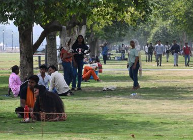 NEW DELHI INDIA 14 Mayıs 2023 Kartavya Yolu 'nda 14 Mayıs 2023 Sıcak Hava Kanunları Yeni Delhi Hindistan' da fotoğraf: Vipin Kumar Hindustan Times