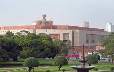 YENİ DELHI INDIA 16 MAYIS 2023 Yeni Parlamento Binası görüntüsü 16 Mayıs 2023 tarihinde Sanjeev Verma Hindustan Times tarafından Yeni Delhi Hindistan 'da yeni Parlamento binasının açılışı yapılacak.