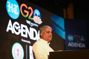 Yeni Delhi INDIA 18 Mayıs 2023 Bhupender Yadav Birliği Çevre Ormanı Bakanı ve iklim değişikliği Bakanı 18 Mayıs Perşembe günü Yeni Delhi 'deki Ambedkar Uluslararası Merkezi' nde Hindistan Zaman G20 Gündemi sırasında anahtar nota seslendi.