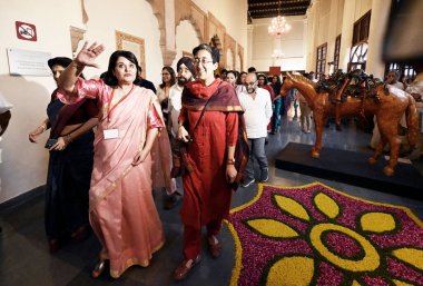 NEW DELHI INDIA 18 Mayıs 2023 Delhi Eğitim ve Turizm Bakanı Atishi Singh, Ambedkar Üniversitesi Kaşmir Kapısı Kampüsü 'ndeki Dara Shikoh Kütüphanesi' ndeki Bölünme Müzesi ve Kültür Merkezi 'nin açılışını 18 Mayıs 2023' te Sanj tarafından Yeni Delhi Hindistan