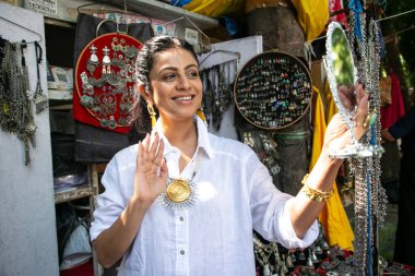 NEW DELHI INDIA OCTOBER 8 2024 Bollywood actor Manasi Parekh poses during an exclusive interview with HT City on October 8 2024 in New Delhi India Hours before the National Award ceremony Manasi Parekh reached Gujarati Lane at Janpath and was gobsmac clipart