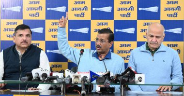 NEW DELHI INDIA NOVEMBER 28 2024 AAP National Convener Arvind Kejriwal AAP leader and former Deputy Chief minister Manish Sisodia Rajya Sabha MP Sanjay Singh Delhi cabinet minister Saurabh Bhardwaj address press conference issue of crime capital Delh clipart