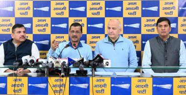 NEW DELHI INDIA NOVEMBER 28 2024 AAP National Convener Arvind Kejriwal AAP leader and former Deputy Chief minister Manish Sisodia Rajya Sabha MP Sanjay Singh Delhi cabinet minister Saurabh Bhardwaj address press conference issue of crime capital Delh clipart