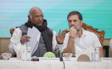 NEW DELHI INDIA NOVEMBER 29 2024 LoP in the Lok Sabha and Congress leader Rahul Gandhi with party President Mallikarjun Kharge during the Congress Working Committee CWC meeting at the AICC headquarters on November 29 2024 in New Delhi India Photo by  clipart