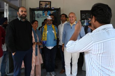 NEW DELHI INDIA DECEMBER 2 2024 Avadh Ojha joins AAP in presence of AAP leader Arvind Kejriwal and Manish Sisodia at AAP HQ on December 2 2024 in New Delhi India Photo by Salman Ali Hindustan Times clipart