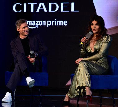MUMBAI INDIA APRIL 3 Nisan 2023 Richard Madden ve Priyanka Chopra Jonas, 3 Nisan 2023 'te Mumbai Hindistan Fotoğrafı: Anshuman Poyrekar Hindustan Times