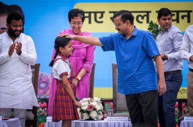 8 Nisan 2023 Delhi başbakanı Arvind Kejriwal ve Atishi Marlena Delhi eğitim bakanı 8 Nisan 2023 tarihinde Rajkiya Sarvoda Kanya Bal Vidyalaya Doğu Vinod Nagar 'da yeni yapı taşlarının temelini attılar.