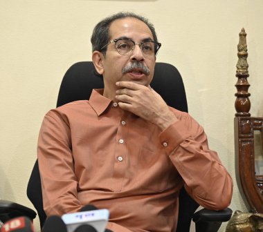 MUMBAI INDIA 11 Nisan 2023 Eski Maharashtra başkanı ve Shiv Sena UBT başkanı Uddhav Thackeray 11 Nisan 2023 tarihinde Mumbai Hindistan 'da Vijay Bate Hindustan Times tarafından yapılan basın toplantısında bir konuşma yaptı.