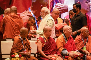 NEW DELHI INDIA Nisan 2023 Başbakan Narendra Modi 20 Nisan 2023 tarihinde Yeni Delhi Hindistan 'da düzenlenen ilk Küresel Budist Zirvesi' nin açılışında Kültür Bakanlığı ortaklaşa ev sahipliği yaptığı iki günlük zirve