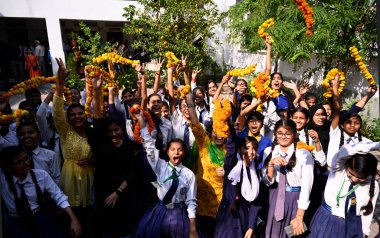 LUCKnow INDIA 25 Nisan 2023 10 ve 12. sınıf öğrencileri UP yönetim kurulundaki başarılarını 25 Nisan 2023 'te Lucknow Hindistan Fotoğrafı: Deepak Gupta Hindustan Times