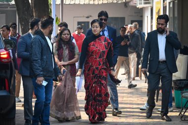 YENİ DELHI INDIA 16 ARALIK 2024 Atishi Genel Sekreteri 16 Aralık 2024 tarihinde Yeni Delhi 'deki AAP Parti Genel Merkezi' ne bir basın toplantısı için geldi.