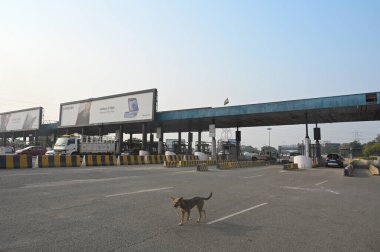 NOIDA INDIA 21 Aralık 2024 Delhi Noida Doğrudan DND geçiş ücreti 21 Aralık 2024 tarihinde Noida Hindistan 'da Yargıtay' ın verdiği kararda, Allahabad Yüksek Mahkemesi 'nin Delhi Noid' deki geçiş ücreti tahsilatını durduran 2016 tarihli kararı onaylandı.