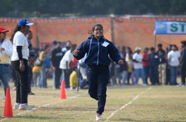 21 Aralık 2024 'te Sarvottam Uluslararası Okulu' nda Sunil Gho 'nun 21 Aralık 2024' te düzenlediği Sunrise Learning Foundation tarafından düzenlenen 10. Yıllık Özel Spor Buluşması 'na katılan GREATER NOIDA INDIA HAZANESİ