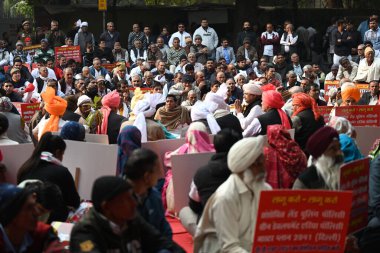 NEW DELHI INDIA DECEMBER 22 2024 Farmers of Delhi gathered for Delhi Bachao Jan Akrosh Rally and protesting for various demands at Jantar Mantar on December 22 2024 in New Delhi India Photo by Salman Ali Hindustan Times  clipart