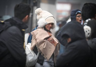 NEW DELHI INDIA DECEMBER 29 2024 People seen out on a cold and foggy morning at Kashmiri Gate on December 29 2024 in New Delhi India North India is reeling under cold weather with temperatures plummeting across several states As per IMD the minimum t clipart