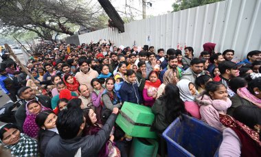 NEW DELHI, INDIA - JANUARY 1, 2025: Huge Rush of Devotees waiting to pay obeisance at the Kalka Mata Mandir on the first day of the year 2025, at Kalka Ji, on January 1, 2024 in New Delhi, India. (Photo by Arvind Yadav/Hindustan Times ) clipart