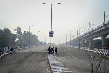 NEW DELHI INDIA JANUARY 2 2025 Yeni açılan Punjabi Bagh Kulüp Üstgeçidi 2 Ocak 2025 tarihinde Yeni Delhi Hindistan 'da Sanchit Khanna Hindustan Times