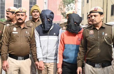 NEW DELHI, INDIA: 2 HAZİRAN 2025 - Bangladeshi Handler ile Delhi Polisi Yasadışı Bangladeş Göçmenlik ve AATS Güney Bölgesi Ağı tarafından başka bir Büyük Baskına Karşı Tutuklandı.