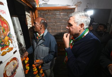 NEW DELHI INDIA JANUARY 6 2025 Sandeep Dikshit Candidate of Congress from New Delhi Constituency seen during door to door campaign ahead of Delhi Vidhan Sabha Elections at Palika Dham Gole Market on January 6 2025 in New Delhi India Photo by Sanchit  clipart