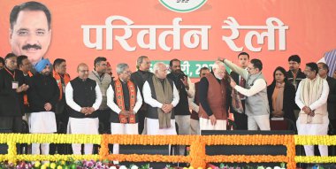 NEW DELHI INDIA JANUARY 5. 2025 Başbakan Narendra Modi Japonya Parkı 'nda yapılacak Parivarta mitinginde BJP liderleriyle bir araya geldi