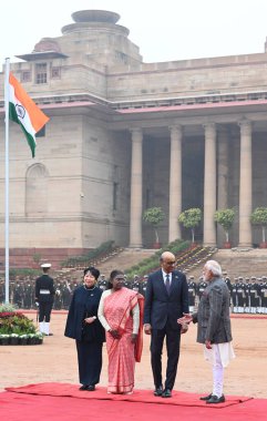 NEW DELHI INDIA JANUARY 16 2025 President Droupadi Murmu and Prime Minister Narendra Modi with Singapore President Tharman Shanmugaratnam and First Lady Jane Yumiko Ittogi during a ceremonial reception at the Rashtrapati Bhavan on January 16 2025 in  clipart