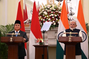 NEW DELHI INDIA JANUARY 25 Ocak 2025 Endonezya Başkanı Prabowo Subianto L ve Hindistan Başbakanı Narendra Modi, 25 Ocak 2025 tarihinde Hyderabad House 'da Yeni Hindistan' da Salman Ali Hindustan Times tarafından yapılan ortak basın brifinginde bir konuşma yaptı. 
