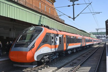 SRINAGAR INDIA JANUARY 25 Ocak 2025 Vande Bharat treni 25 Ocak 2025 tarihinde Srinagar Hindistan Fotoğrafı Waseem Andrabi Hindustan Times 