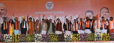 NEW DELHI INDIA JANUARY 31 Ocak 2025 Başbakan Narendra Modi ve BJP adayları ile birlikte Delhi 'de yapılacak Vikasit Sankalp mitinginde Yeni Delhi Hindistan' da 31 Ocak 2025 'te yapılacak Delhi seçim için sandık başına gidecek. 