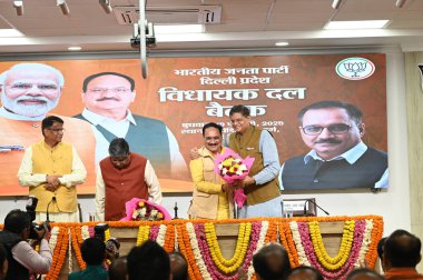 NEW DELHI INDIA FEBRUARY 19 Şubat 2025 bjp lideri ravi Shankar Prasad OP Dhankar delhi delhi görevli Bijantya panda Delhi BJP başkanı Virendra Sachdeva 19 Şubat 2025 tarihinde Yeni Hindistan Rekha Gupta 'da yapılacak olan BJP meclis toplantısında