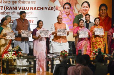 NEW DELHI, INDIA - 29 Mart: Vanathi Srinivasan, Bharatiya Janata Partisi Ulusal Başkanı, Rajnath Singh Savunma Bakanı, Rekha Gupta Genel Sekreteri, Diya Kumari, Başbakan Yardımcısı, Rajasthan 