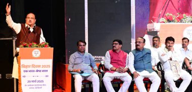 NEW DELHI, INDIA - 29 Mart 2025: BJP Ulusal Başkanı J.P. Nadda ile birlikte Delhi BJP Başkanı Virendra Sachdeva, Yol Bakanlığı, Ulaştırma ve Otoyollar ve Kurumsal İşler Bakanlığı Harsh Malhotra, Milletvekili Manoj Tiwari ve diğer BJP Liderleri 