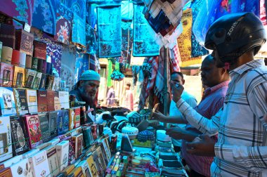 NOIDA, INDIA - 30 Mart 2025 'te Hindistan' ın Noida kentinde, Kurban Bayramı arifesinde, 8.. 