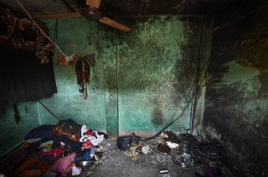 Doğu Punjabi 'nin Manohar Park bölgesinde 31 Mart 2025' te Hindistan 'ın Yeni Delhi kentinde çıkan yangında iki çocuğun yanarak öldüğü yer..