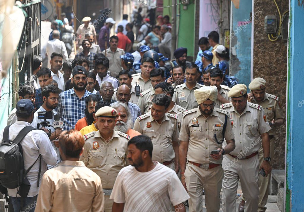 NEW DELHI INDIA APRIL 18 2025 Heavy Police force have been deployed in the area after 17 year old boy was stabbed to death in Seelampur on April 18 2025 in New Delhi India A 17 year old boy was brutally stabbed to death in J Block of New Seelampur in