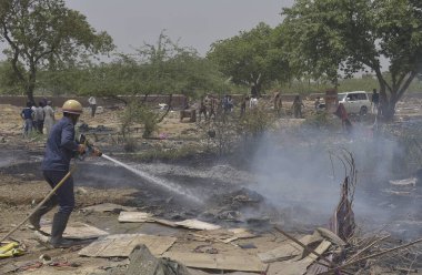 Gaziabad polis idaresi, 26 Nisan 2025 'te Hindistan' ın Gaziabad kentinde, Dasna mahkemesinin emriyle 36 büyük çaplı araziyi yasadışı işgalden kaldırdı.. 
