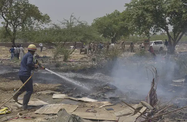 Gaziabad polis idaresi, 26 Nisan 2025 'te Hindistan' ın Gaziabad kentinde, Dasna mahkemesinin emriyle 36 büyük çaplı araziyi yasadışı işgalden kaldırdı.. 