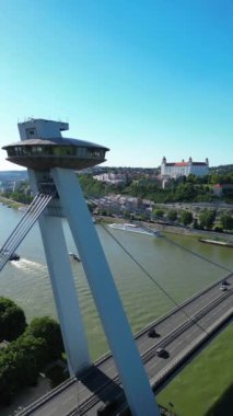 Çoğu SNP ve UFO Gözlem Güvertesi 'nin (UFO Kulesi) Hava Aracı Videosu. Bunlar şehrin en tanınan simgelerinden bazıları. 