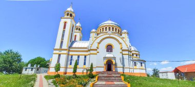 Transalpina yakınlarındaki kırsal bir bölgede bir Romen Kilisesi kuruldu.
