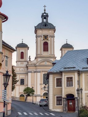 Kostol Nanebovzatia Panny Mrie (Bakire Meryem 'in Varsayımı Kilisesi) Slovakya' nın Bansk Tiavnica kentinde bulunan tarihi bir kilisedir. Ayrıca Kutsal Bakire Meryem 'in Hükmü Kilisesi olarak da bilinir..