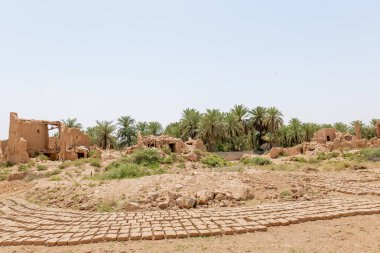 Jalajil Heritage Village Suudi Arabistan 'ın Jalajil kasabasında yer almaktadır ve geleneksel Najdi yaşam tarzı ve mimarisine kısa bir bakış sunmaktadır..