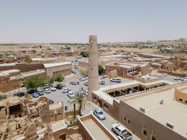 Shaqra Heritage Village sergilenen hava aracı görüntüsü Najdi 'nin çamurlu tuğlalı evleri, sarmal sokaklar ve güçlendirilmiş duvarlar, Suudi mirasının özünü yakalıyor..