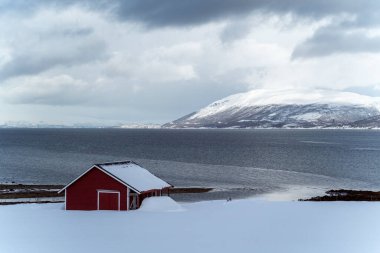 Tromso, Norveç 'te karlı manzara