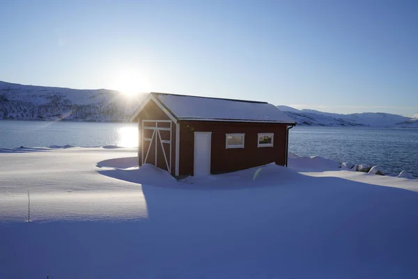 Традиционный Дом Норвежской Культуры Побережье Тромсо — стоковое фото