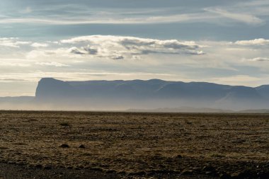 İzlanda 'da büyüleyici doğa manzarası